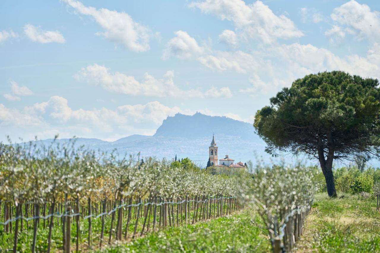 Agriturismo Borgonuovo Римини Экстерьер фото